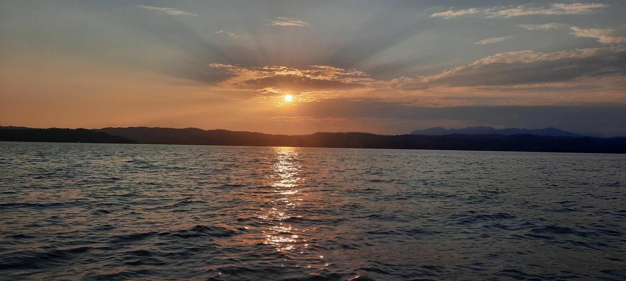 Country Esmera Desenzano del Garda Dış mekan fotoğraf